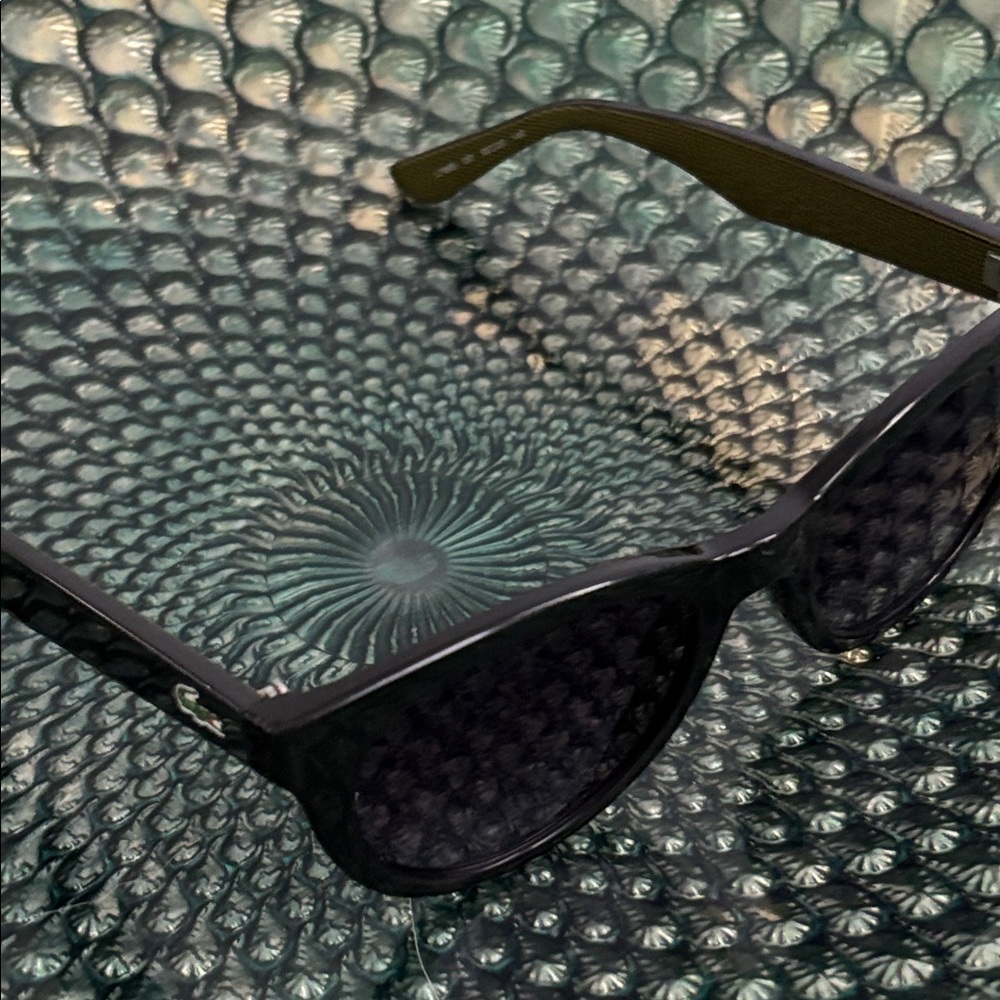 Lacoste sunglasses black with green L788s *